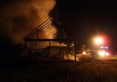 Nocne pożary budynków gospodarczych