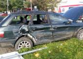 Nowy Sącz, ul. Broniewskiego – zderzenie samochodu osobowego i autobusu