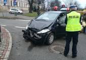Nowy Sącz, ul. Mickiewicza- zderzenie samochodów osobowego i dostawczego