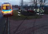 Stary Sącz, ul. Jana Pawła II- samochód wypadł z drogi