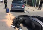 Nowy Sącz, ul. Paderewskiego – zderzenie dwóch samochodów i skutera