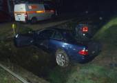 Stary Sącz, ul. Piłsudskiego-samochód wypadł z drogi