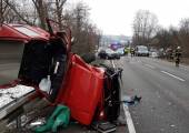 Witowice Górne-zderzenie dwóch samochodów, jedna osoba zakleszczona w pojeździe
