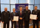 Wręczenie promes na zakup nowych samochodów ratowniczo-gaśniczych