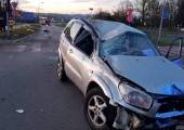 Nowy Sącz, Aleje Józefa Piłsudskiego- samochód wypadł z drogi staranował latarnię