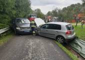 Sienna - zderzenie dwóch samochodów osobowych