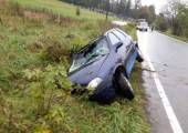 Żeleźnikowa Wielka- samochód osobowy wypadł z drogi i uderzył w przepust