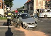 W Nowym Sączu na skrzyżowaniu zderzyły się dwa samochody