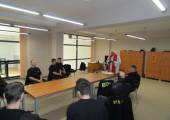Kapelan Małopolskich strażaków z wizytą u Sądeckich strażaków