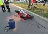 Nowy Sącz, Rondo Solidarności - zderzenie samochodu osobowego i motocykla